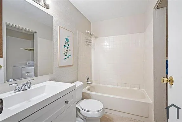 18133 E Kentucky Ave #203 — Photo 7