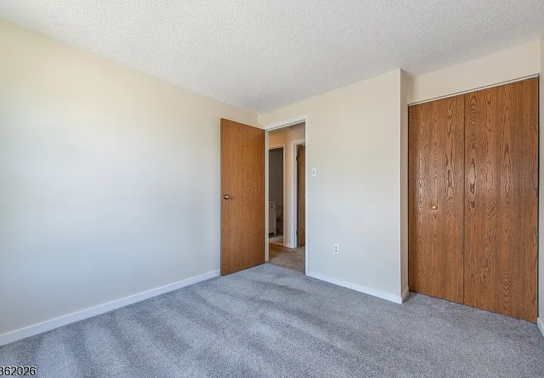 12 Liberty Ln — Photo 21