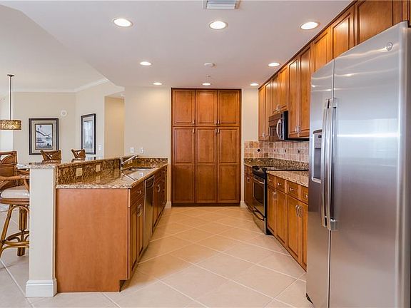 4th image of 5781 Cape Harbour Dr APT 609