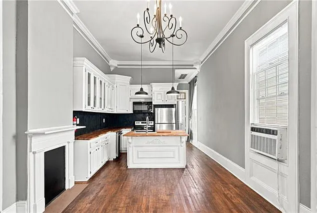 1418 Saint Bernard Ave — Photo 5