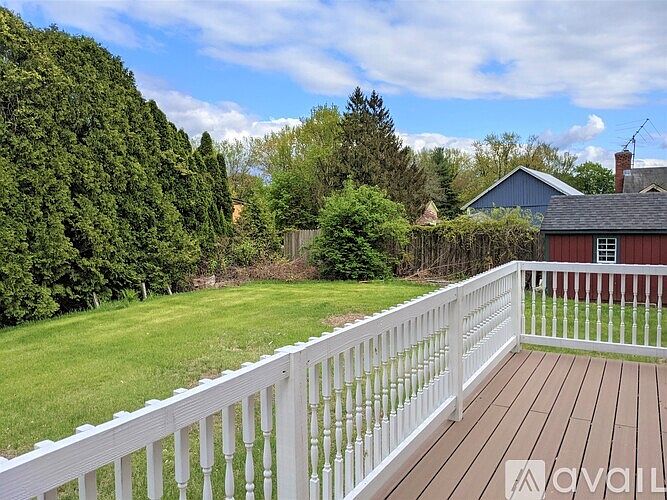 68 Prospect St, Hatfield, MA 01038 Zillow