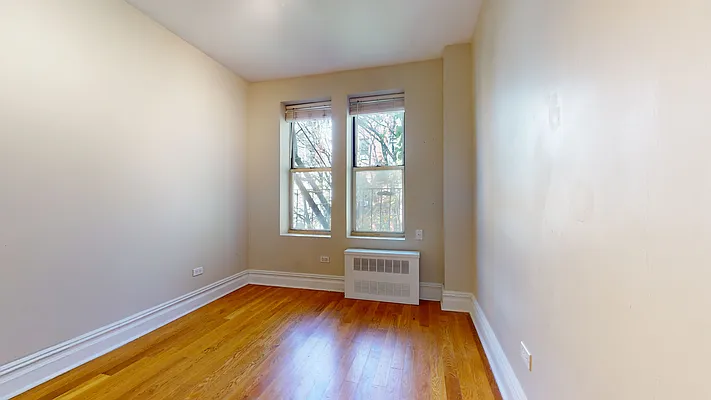 Rented by Bond New York | media 5