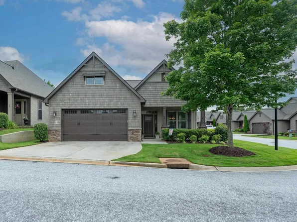 26 Bradstock Dr, Greer, SC 29650