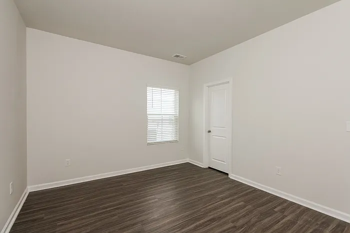 207 Dorian Loop — Photo 12