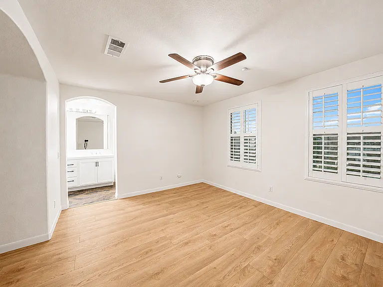 312 Bishop Dr — Photo 25