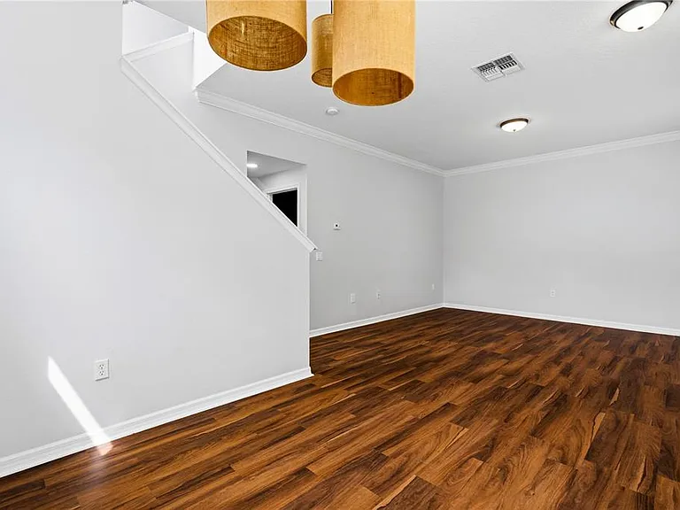 6364 Lake Smith Cir — Photo 2