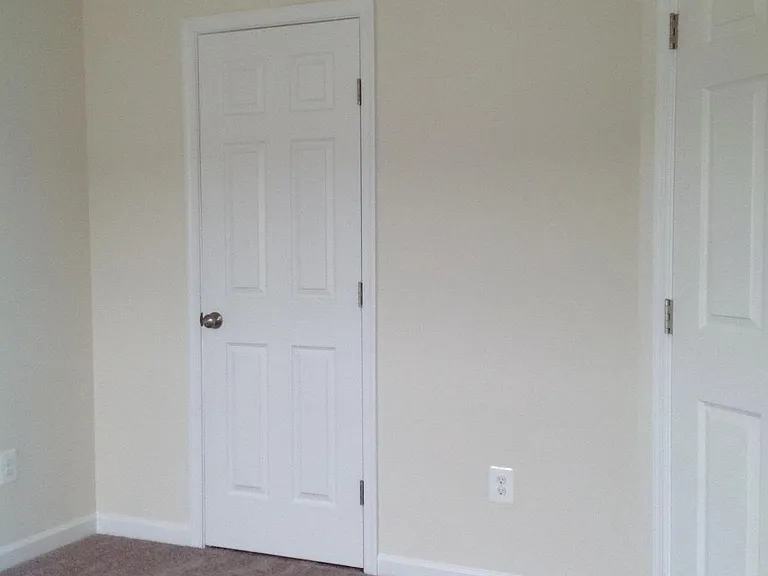 204 Upper Brook Ter — Photo 24