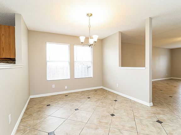 5th image of 5224 Bedfordshire Dr