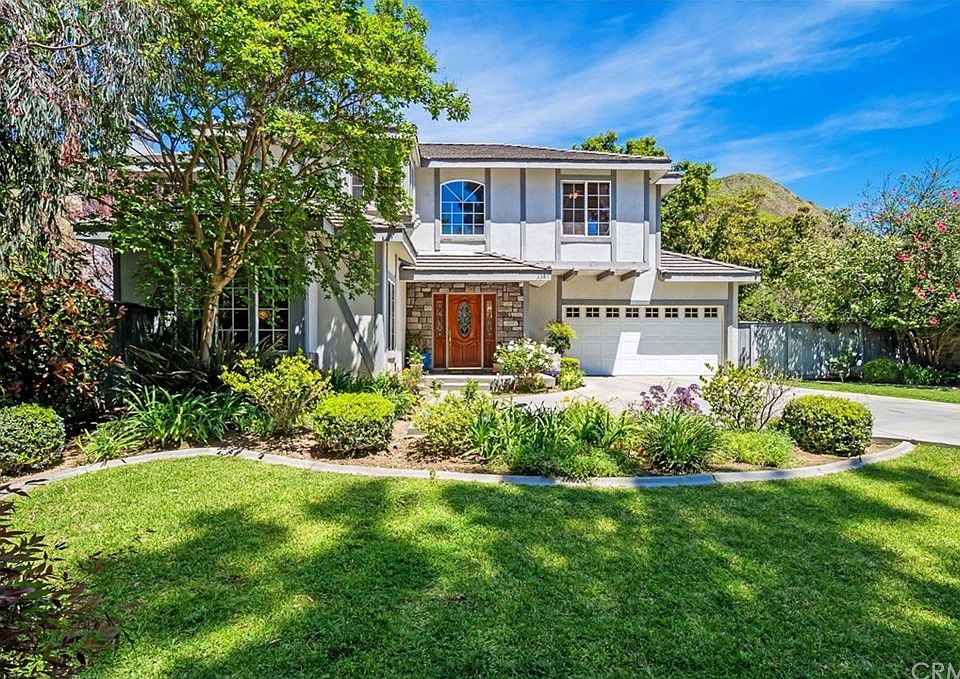 1st image of 3383 Deerlane Dr
