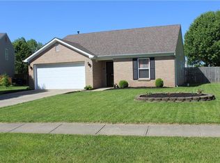 694 Hummingbird Ln, Whiteland, IN 46184