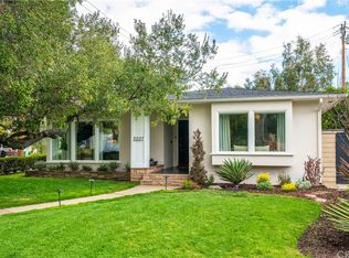 2227 N Flower St, Santa Ana, CA 92706