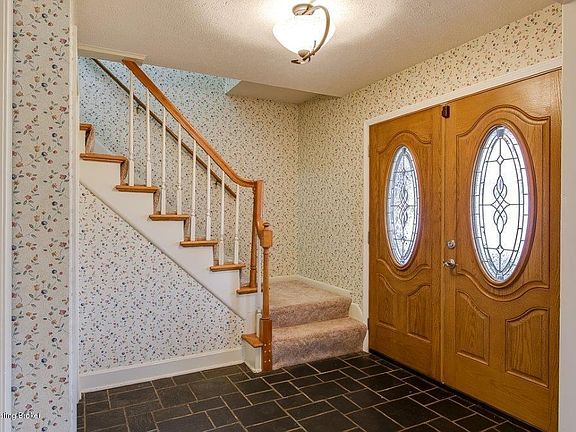 6404 Watch Hill Rd-4