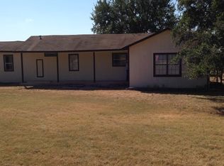 2253 Rohrbuch Rd, Pipe Creek, TX 78063