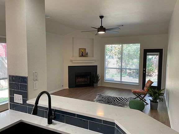 3rd image of 6405 Salcon Cliff Dr