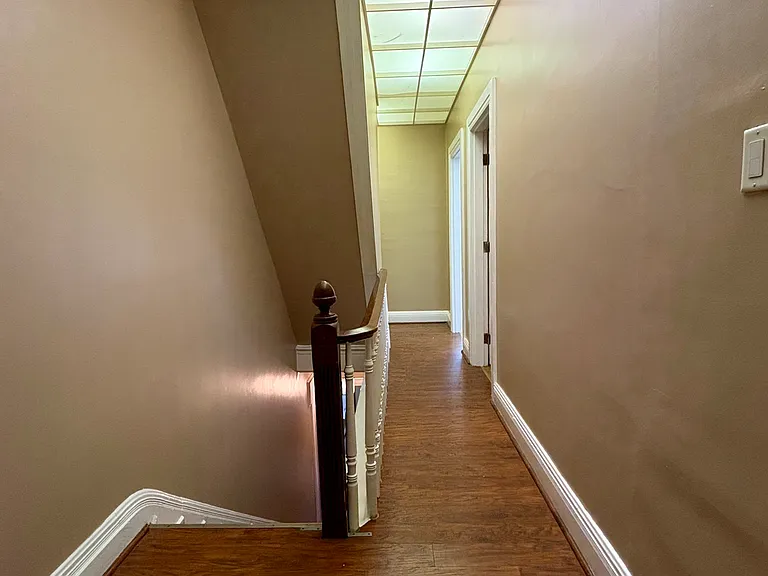 48 E Princess St #2 — Photo 9