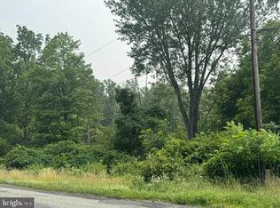8120 Grant Rd, Coopersburg, PA 18036