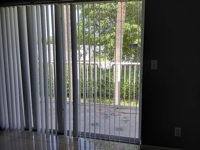 4524 Oak Terrace Dr — Photo 5