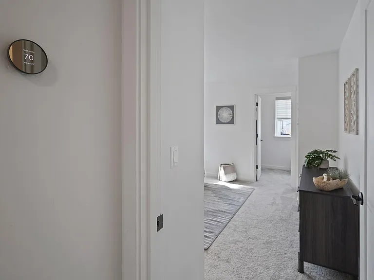 2376 NE Victor Pl — Photo 31