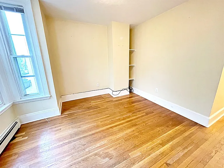 242 Princeton St #1 — Photo 6