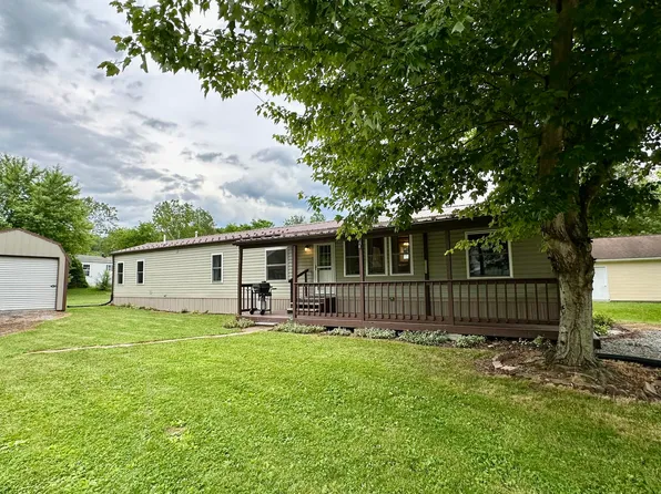 164 Maplewood Ln, Jersey Shore, PA 17740