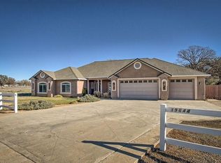 19674 1st St, Cottonwood, CA 96022