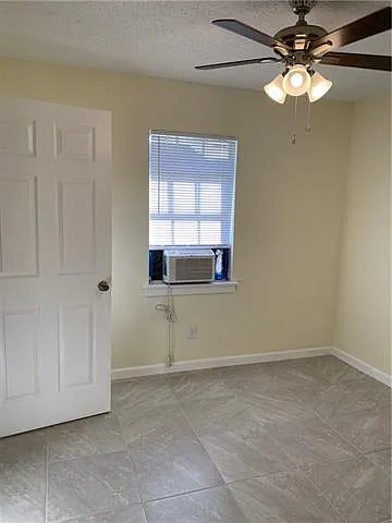 3127 Marietta St — Photo 6