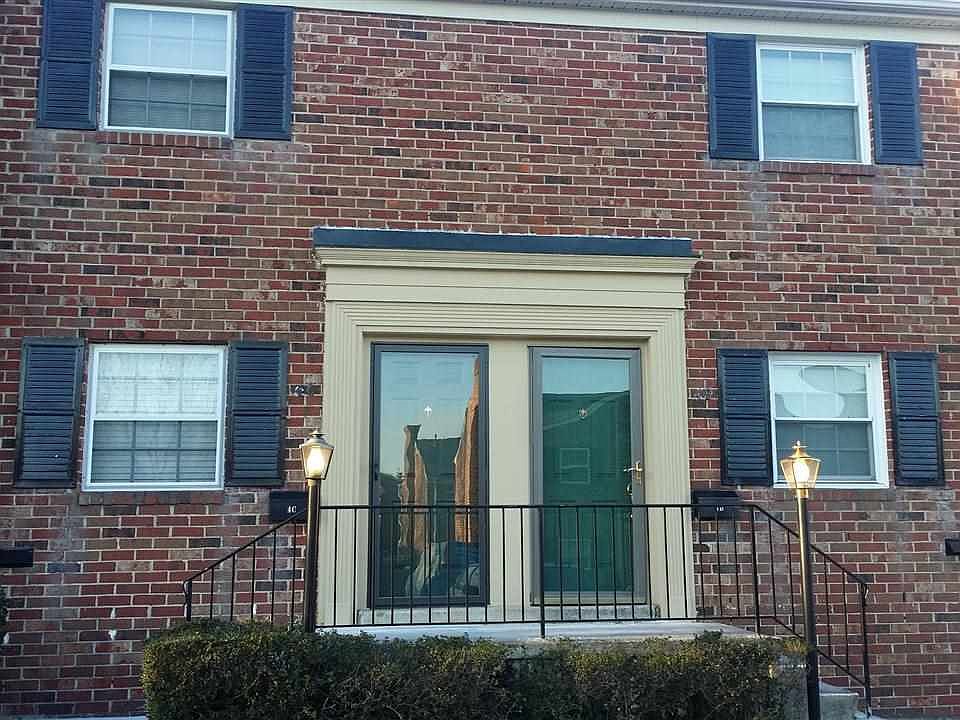 1st image of 2530 E North St Unit 4-C