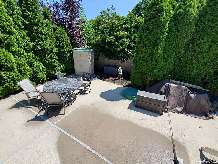 123 Maple Ave — Photo 13