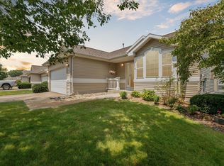 2001 Quail Cove Dr, Kalamazoo, MI