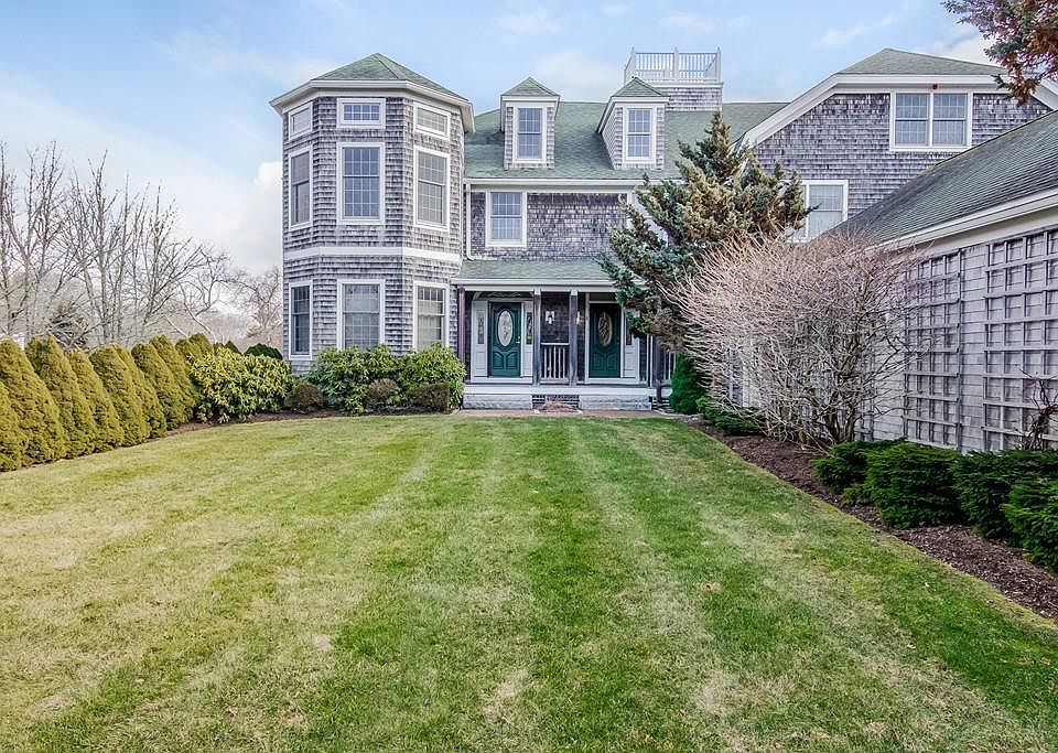 545 Scudder Ave #B, Hyannis, MA 02601 | Zillow