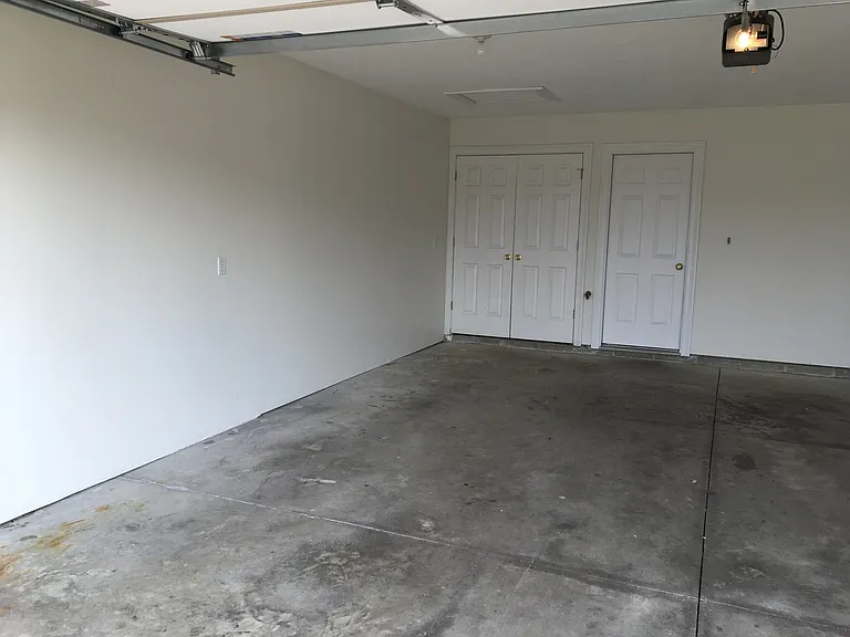 2281 Shamrock Ln — Photo 27