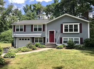 10 Lafayette Ln, Norfolk, MA 02056