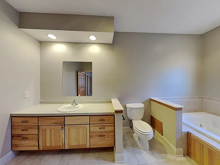 4870 Glasgow Rd — Photo 6