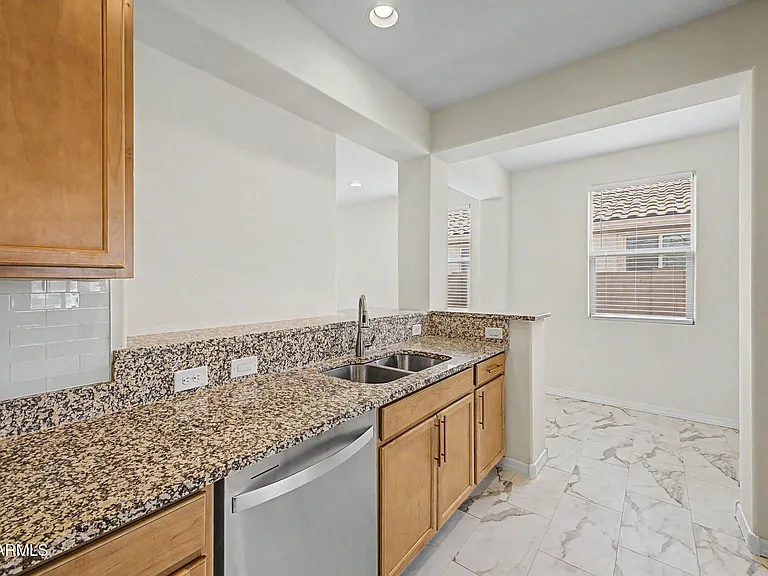 7143 W Coles Rd — Photo 27