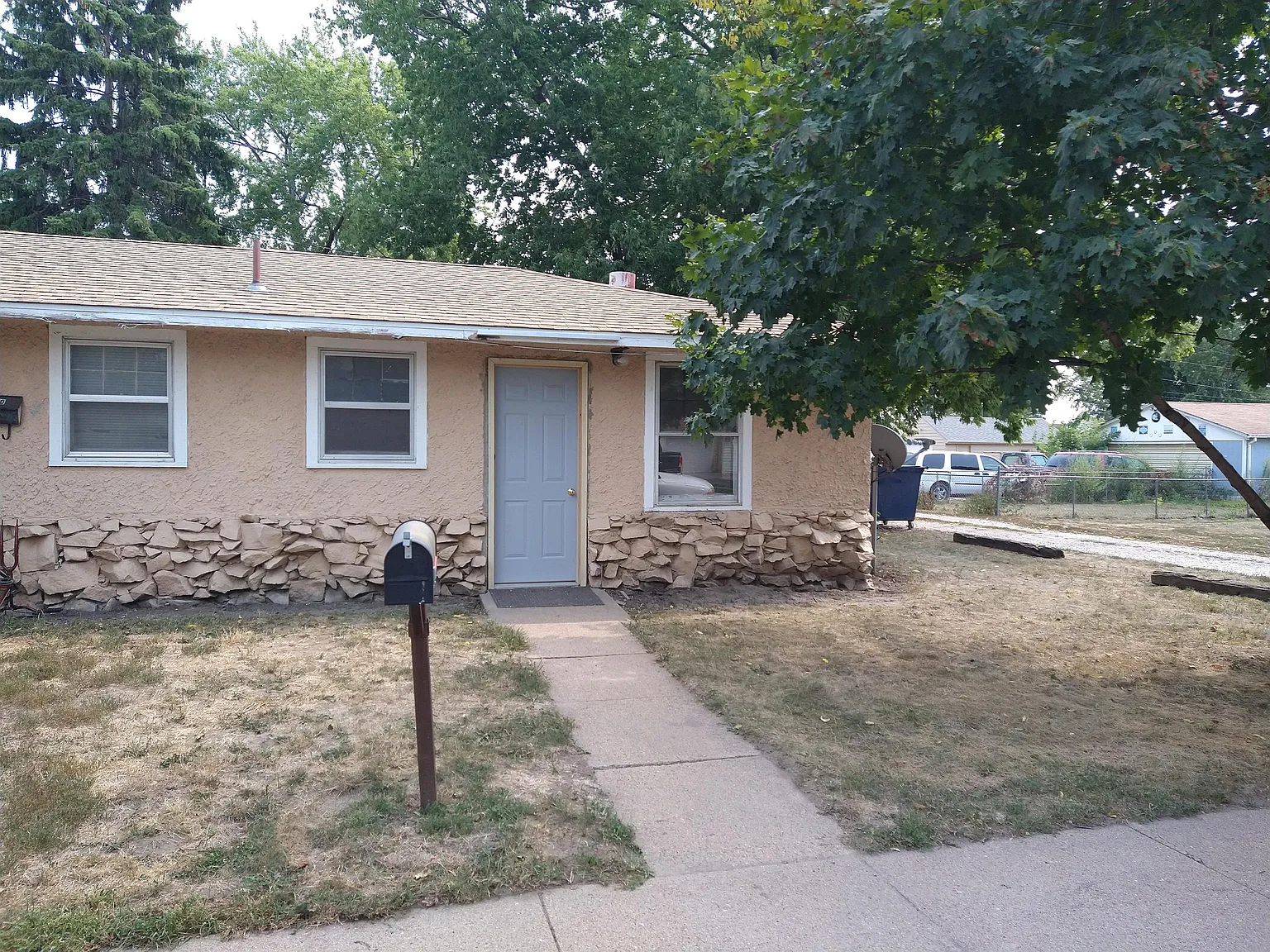 FRE 210-212 S Lincoln Avenue - 212 — Photo 2