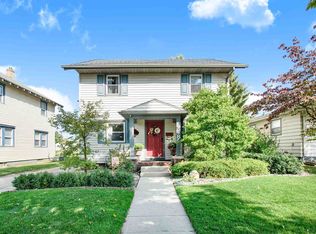 118 N Corona St, Elkhart, IN 46516