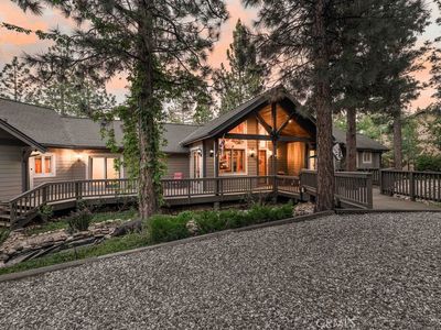 1026 Heritage Trl, Big Bear City, CA, 92314