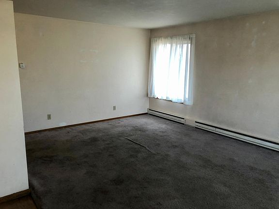 5th image of 226/228 Loring Dr