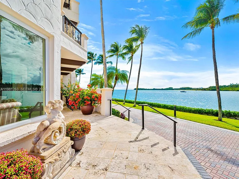 2416 Fisher Island Dr #5106 — Photo 20