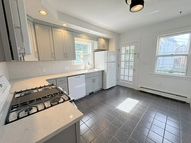 24 Shepard St #1 — Photo 9