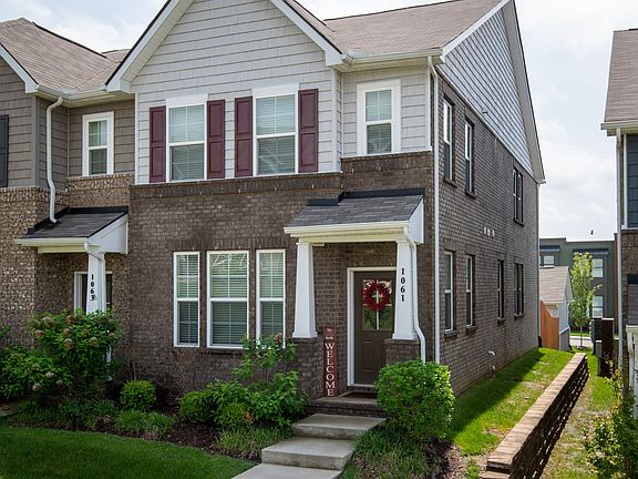 2nd image of 1061 Henley Pvt Ln