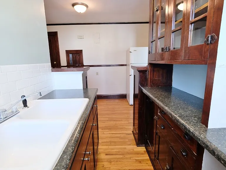 1091 Goodrich Ave — Photo 19