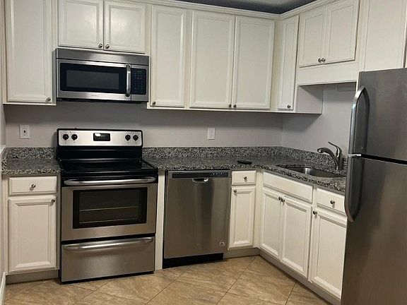 4th image of 3325 Airport Rd N APT T6