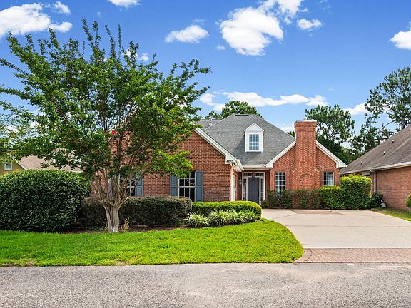 2nd image of 4491 Turnberry Pl