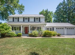 14 Fieldstone Pl, Wayne, NJ 07470