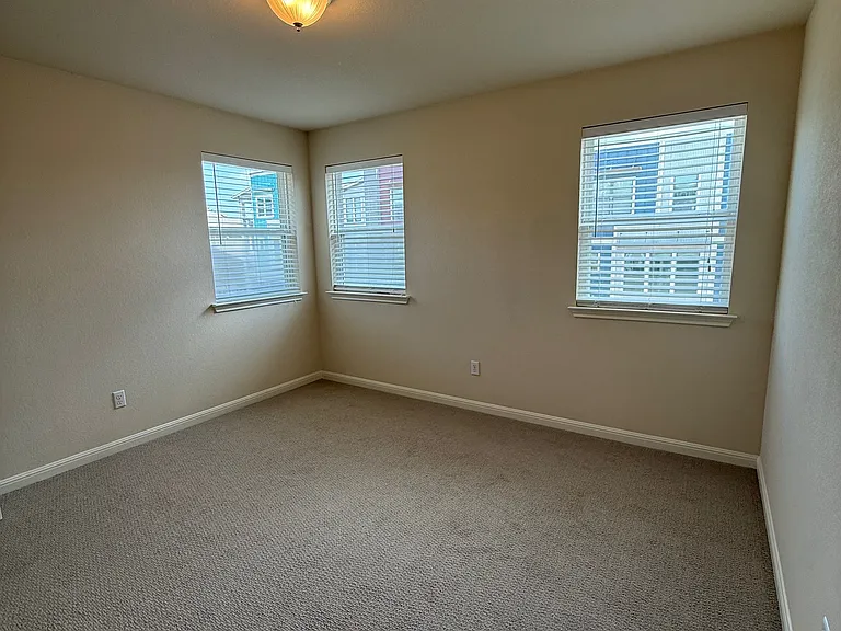 1932 Tramson Dr — Photo 17