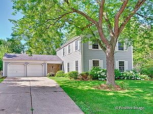 1st image of 23W305 Windsor Dr