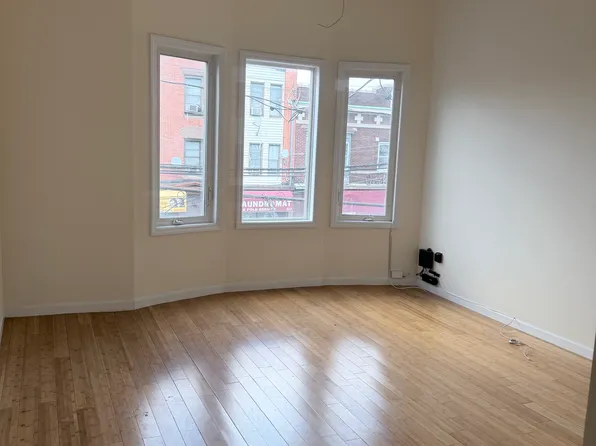 (undisclosed Address), Paterson, NJ 07505