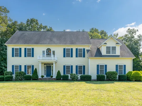 30 Governors Way, Madison, CT 06443