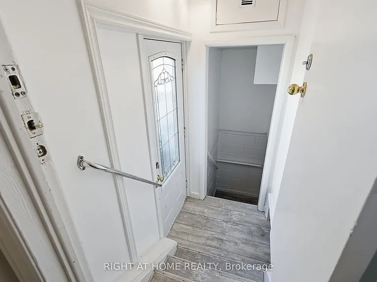 708 Carnegie Ave — Photo 2